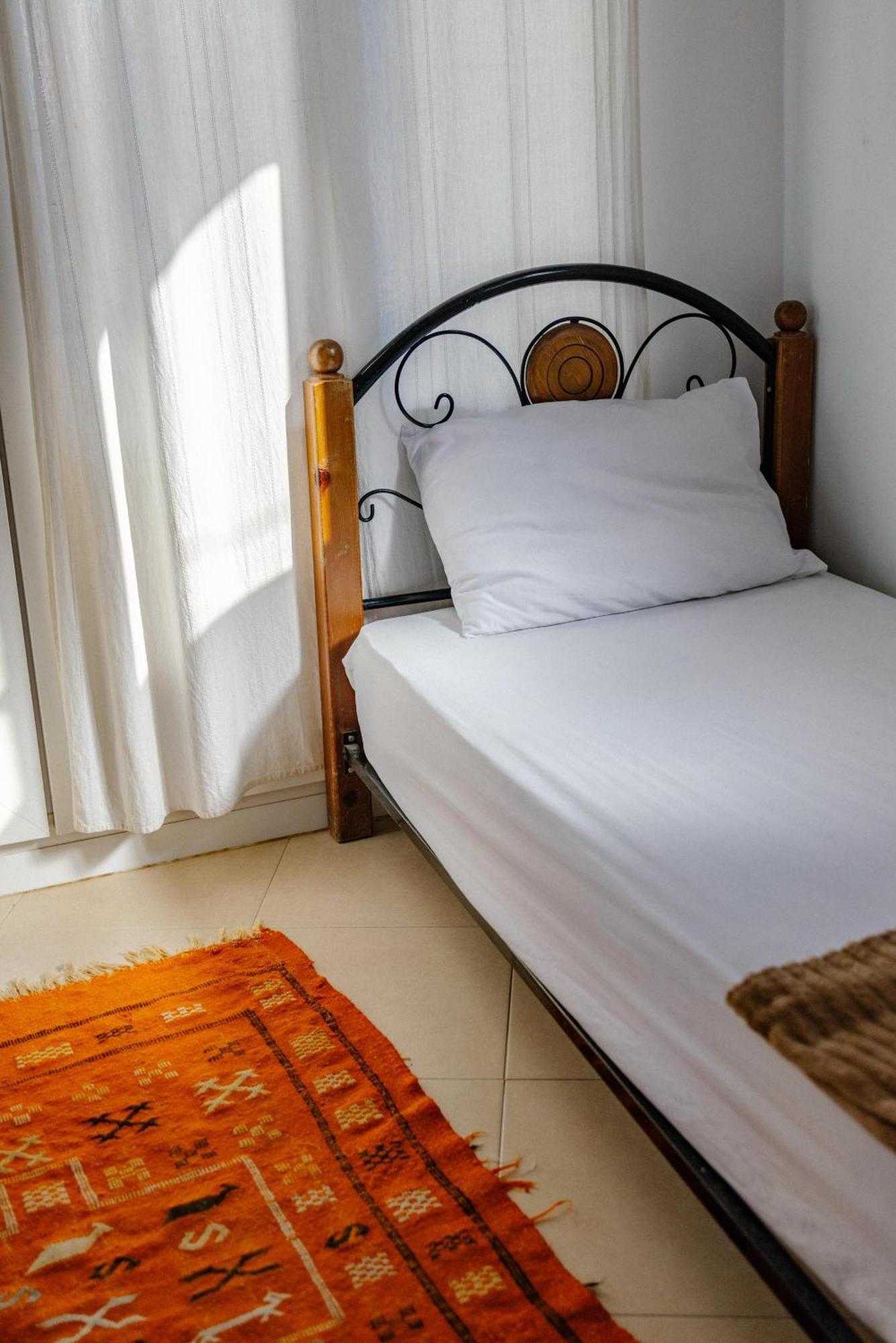 Arima Surf House Hostel Tamraght Стая снимка